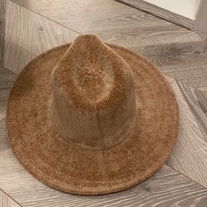 Forever 21 Chenile hat